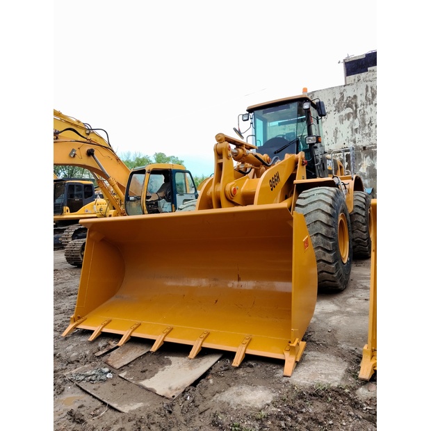 2023 Komatsu WA380-6-44403279