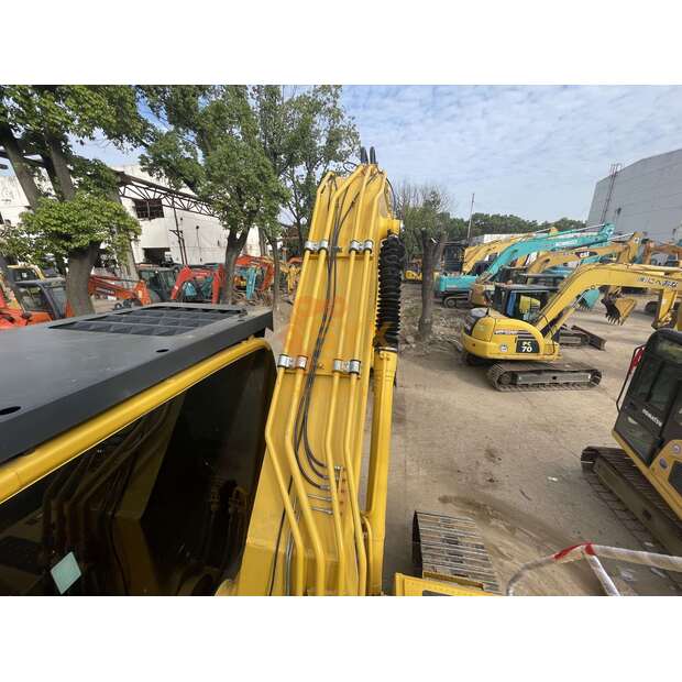 2023 كوماتسو PC200-44403295