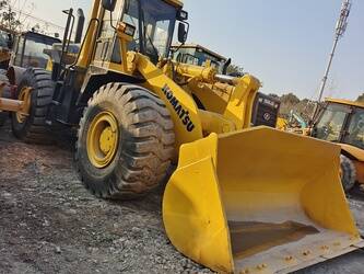 صورة ل شيولات 2023 كوماتسو WA470