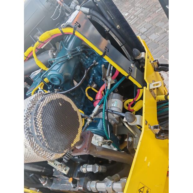 2018 بوماج 120AD-5-44403508