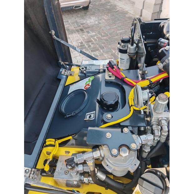 2018 بوماج 120AD-5-44403519