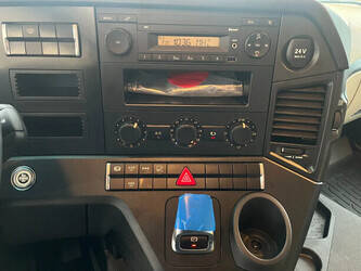 2025-mercedes-benz-actros-2045-1396287-44403843