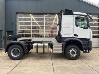 2025-mercedes-benz-actros-2045-1396292-44404045