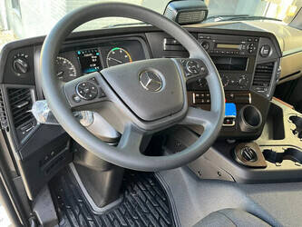 2025-mercedes-benz-actros-4048s-1396298-44404295