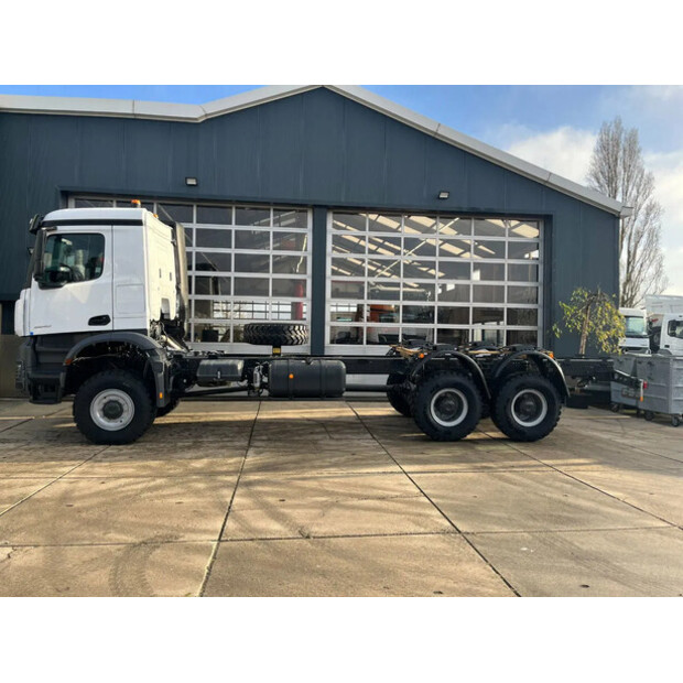 2025 Mercedes-Benz AROCS 3340-44404303