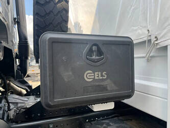 2025-mercedes-benz-arocs-3340-1396300-44404352