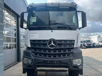 2025-mercedes-benz-arocs-3340-1396301-44404390