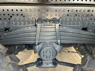 2025-mercedes-benz-arocs-3340-1396302-44404460