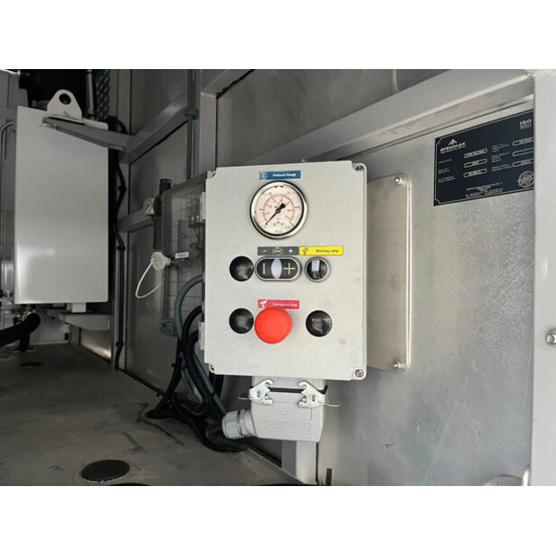 2023 مرسيدس بنز Axor 3344-44404495