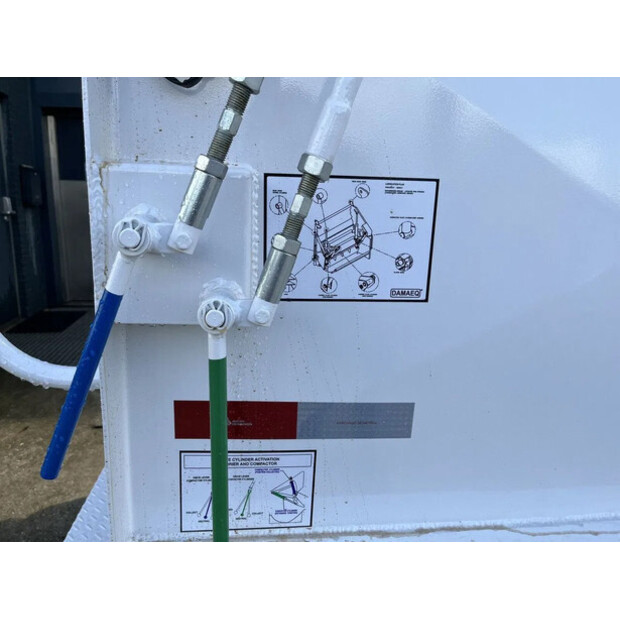 2025 مرسيدس بنز Accelo 815-44404652