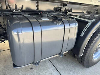 2025-mercedes-benz-arocs-4140-1396314-44404844