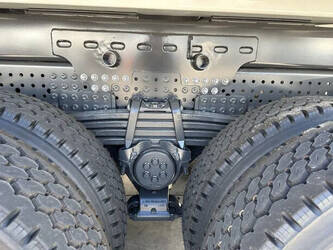 2025-mercedes-benz-arocs-4140-1396316-44404929