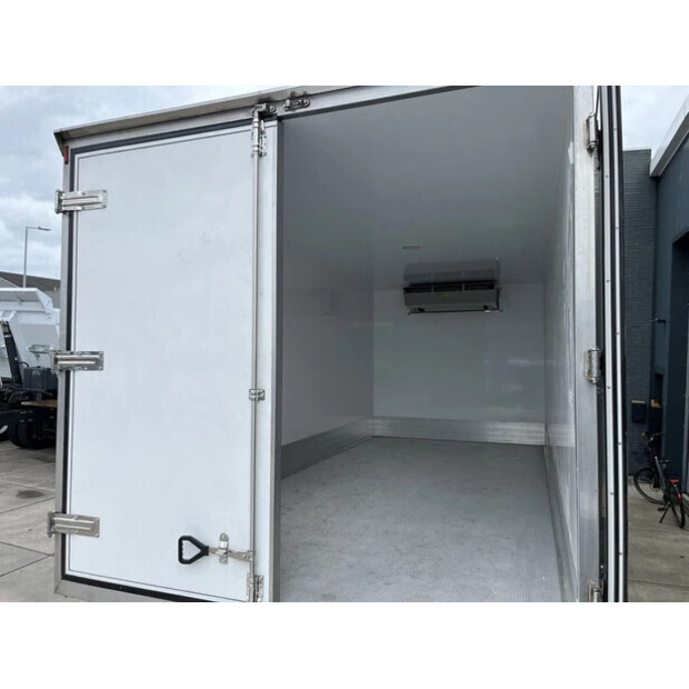 2025 مرسيدس بنز ATEGO 1725-44404954