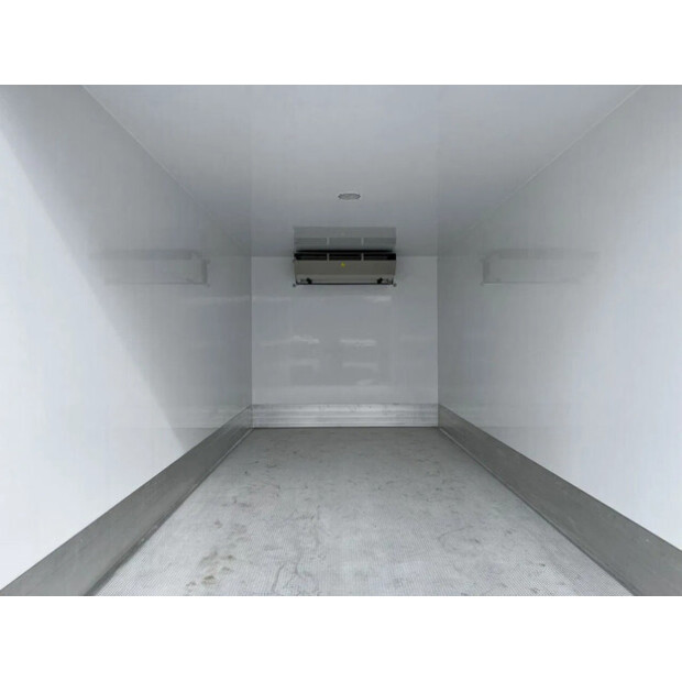 2025 مرسيدس بنز ATEGO 1725-44405005