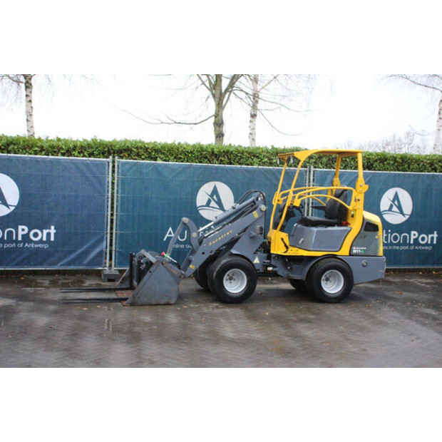 2021 Eurotrac W11-ME-44405284