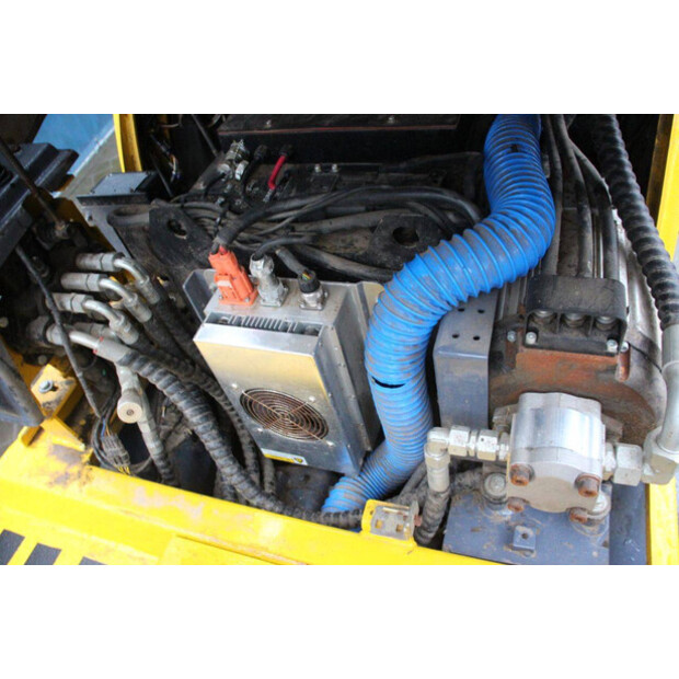 2021 Eurotrac W11-ME-44405308