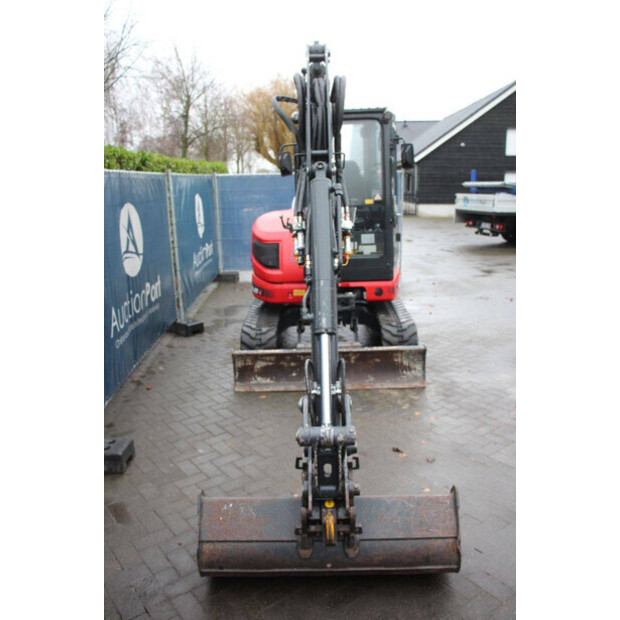 2017 يوروكوماتش ES40.2ZT-44405350