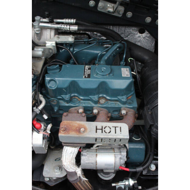 2017 يوروكوماتش ES40.2ZT-44405372