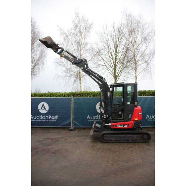 2017 يوروكوماتش ES40.2ZT-44405385