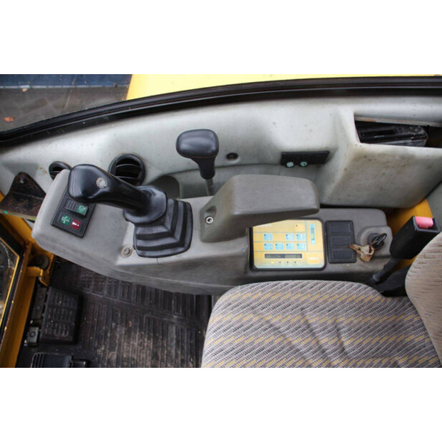 2004 Volvo 283-44405483