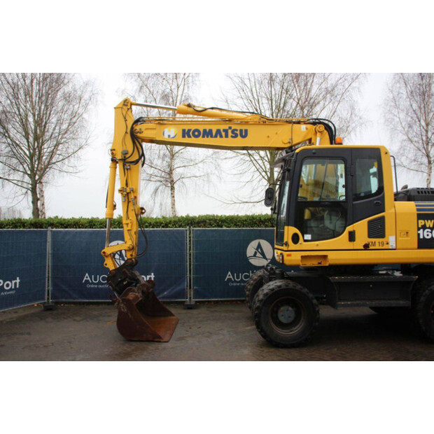 2015 كوماتسو PW160-8-44405508