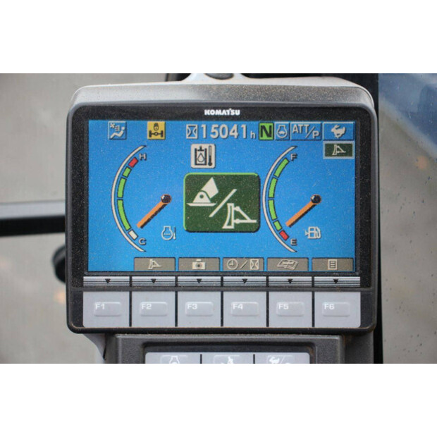 2015 كوماتسو PW160-8-44405533