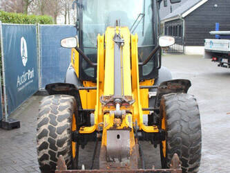 2022-jcb-tm220-44405558