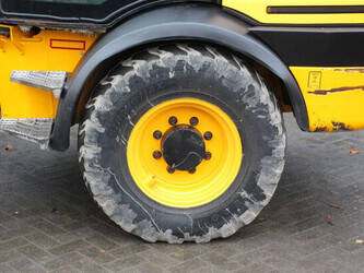 2022-jcb-tm220-44405565