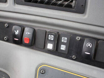 2022-jcb-tm220-44405585