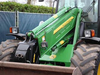 2005-john-deere-3800-44405765