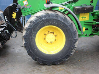 2005-john-deere-3800-44405772