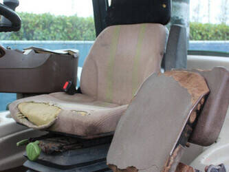 2005-john-deere-3800-44405796