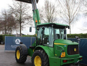 2005-john-deere-3800-44405816