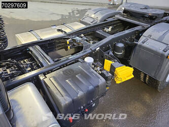 2025-man-tgs-33-400-1396341-44405910