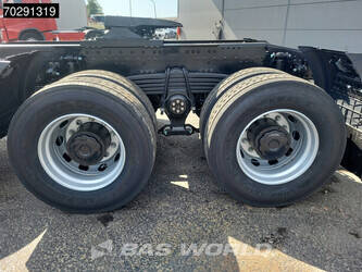 2025-man-tgs-33-400-1396348-44406144