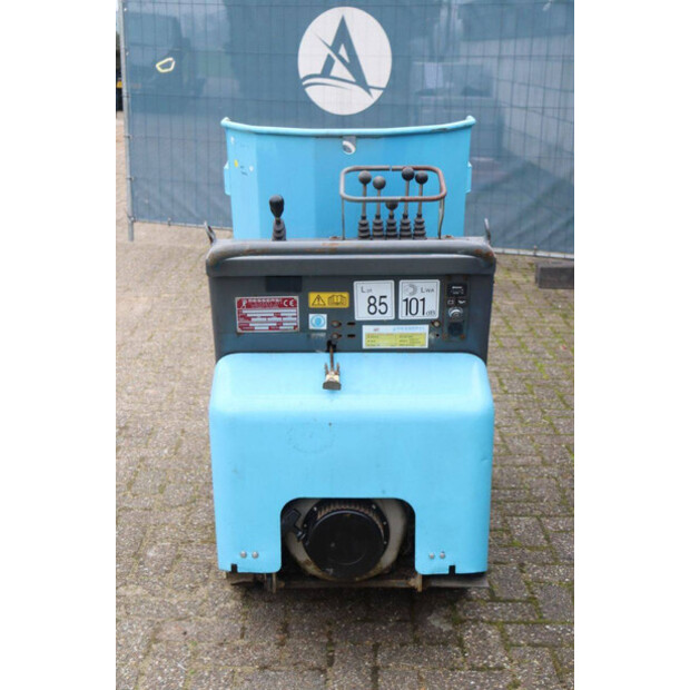 2021 ميسرسي TC50D-44406181