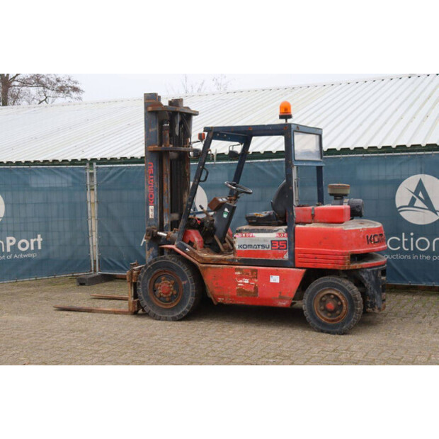 1992 Komatsu FD35T-5E-44406265