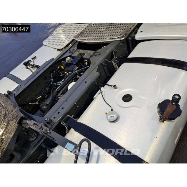 2021 داف XF 480-44406377