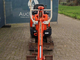 2010-kubota-k008-3-1396359-44406536