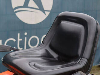 2010-kubota-k008-3-1396359-44406564