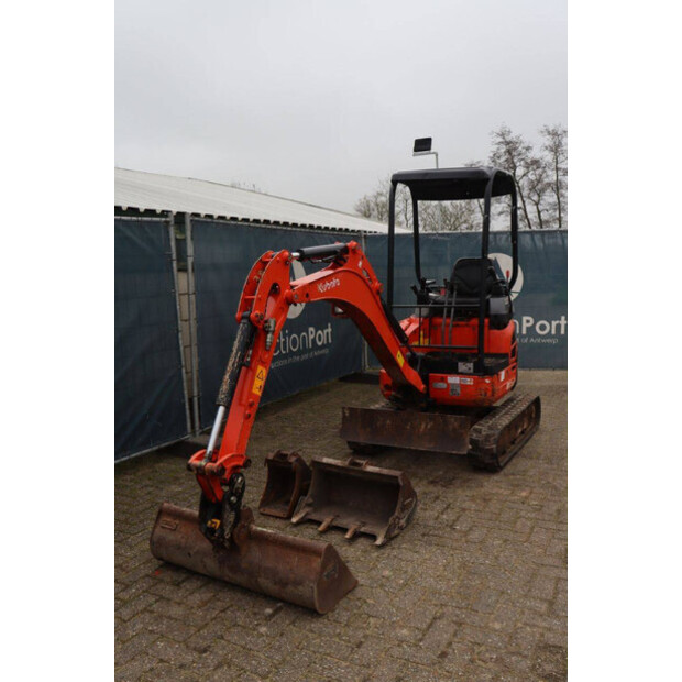 2016 كوبوتا U17-3α-44406654