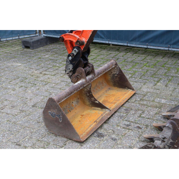 2016 كوبوتا U17-3α-44406656