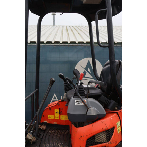 2016 كوبوتا U17-3α-44406671