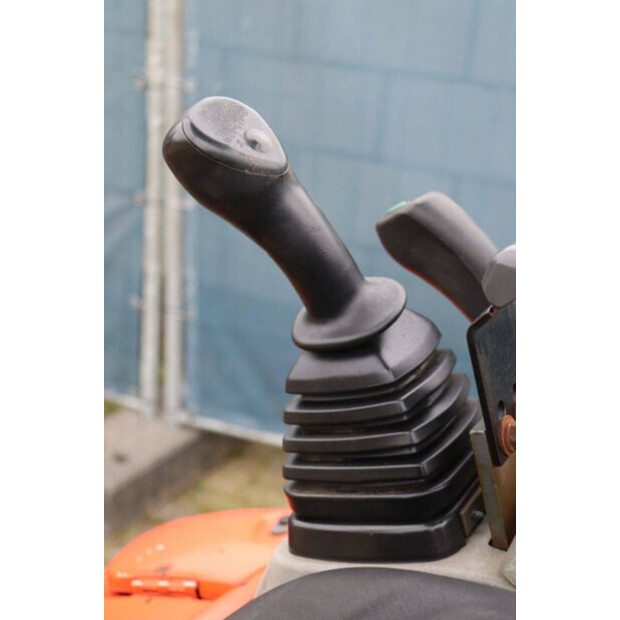 2016 كوبوتا U17-3α-44406676