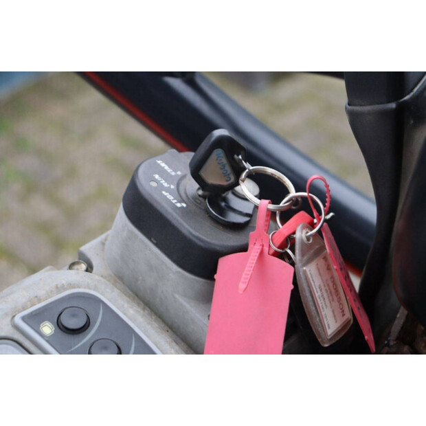 2016 كوبوتا U17-3α-44406679