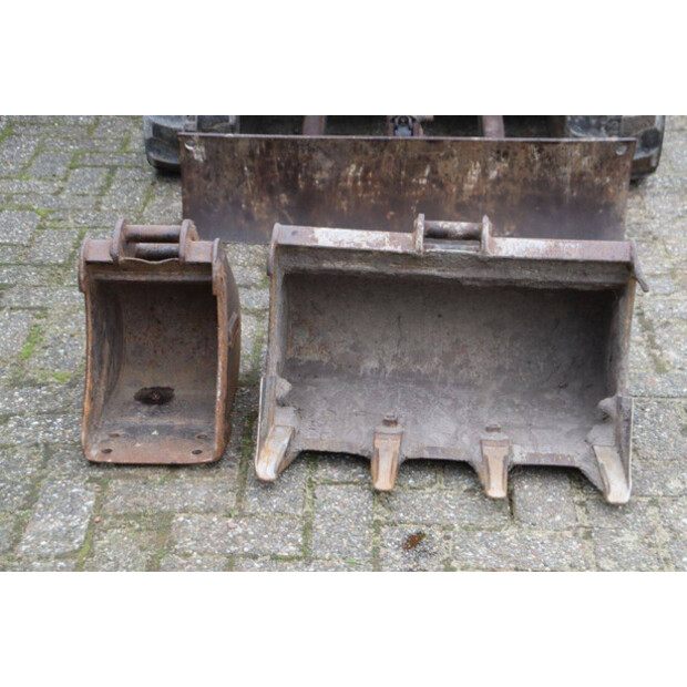 2016 كوبوتا U17-3α-44406693