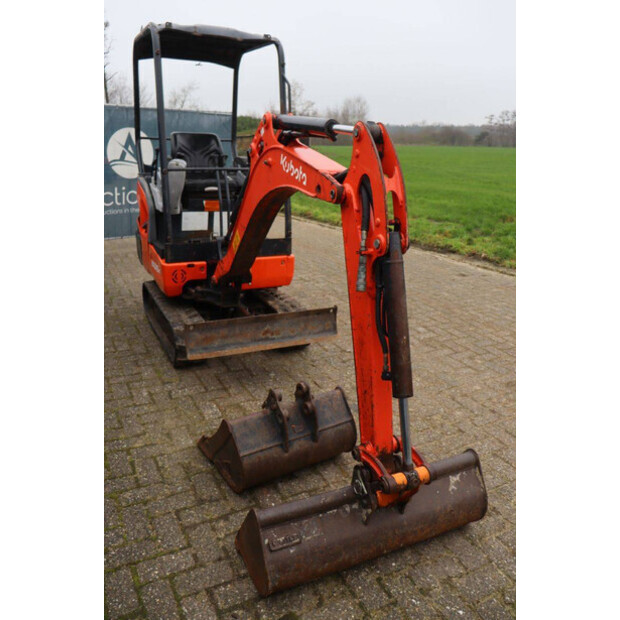 2016 كوبوتا KX015-4-44406768