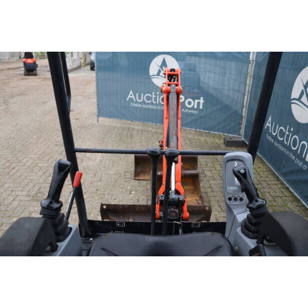 2016 كوبوتا KX015-4-44406790