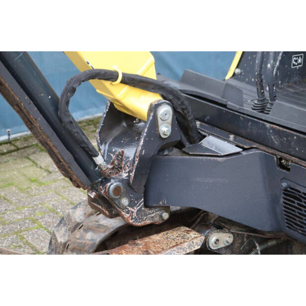 2016 YANMAR SV16-44406857