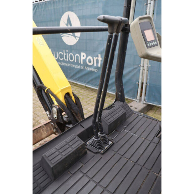 2016 YANMAR SV16-44406877